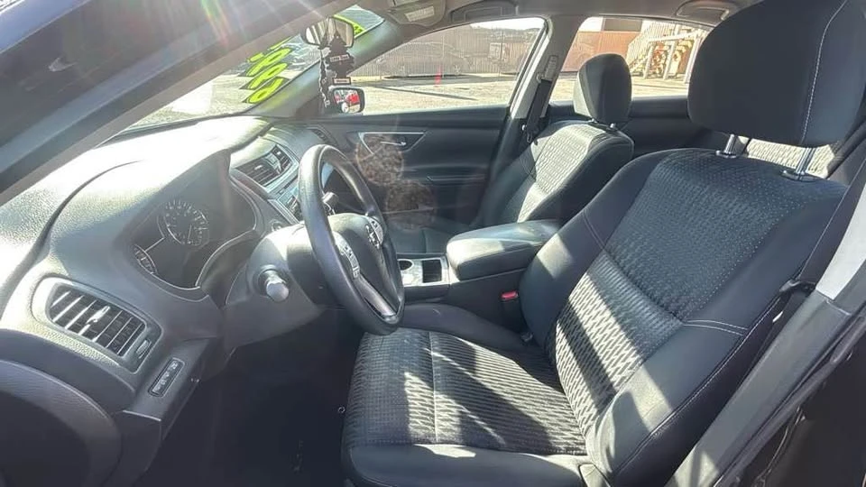 2016 Nissan Altima 5th Gen - Image 10 of 11
