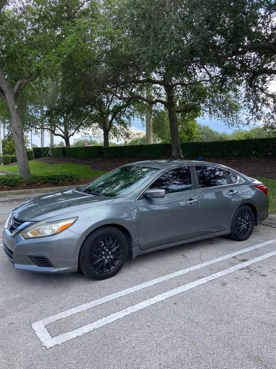 2016 Nissan Altima 5th Gen - Image 7 of 10