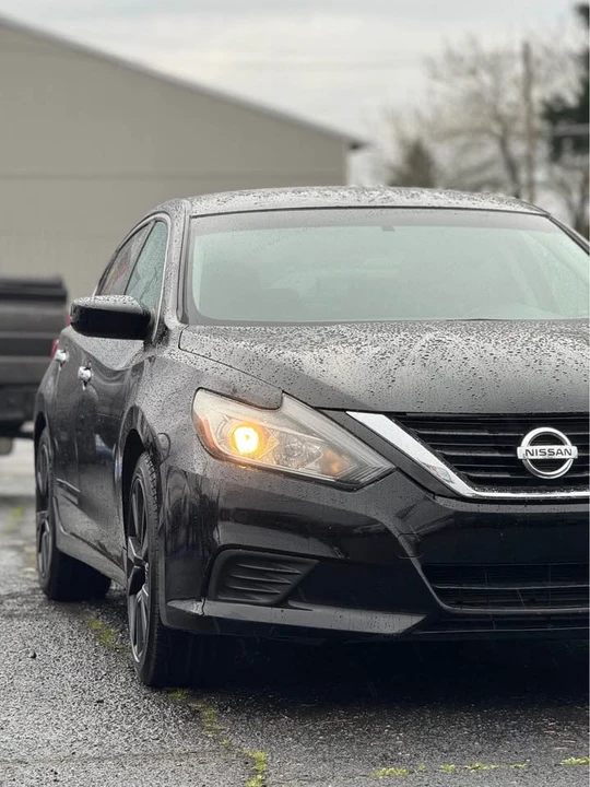 2016 Nissan Altima 5th Gen - Image 3 of 18