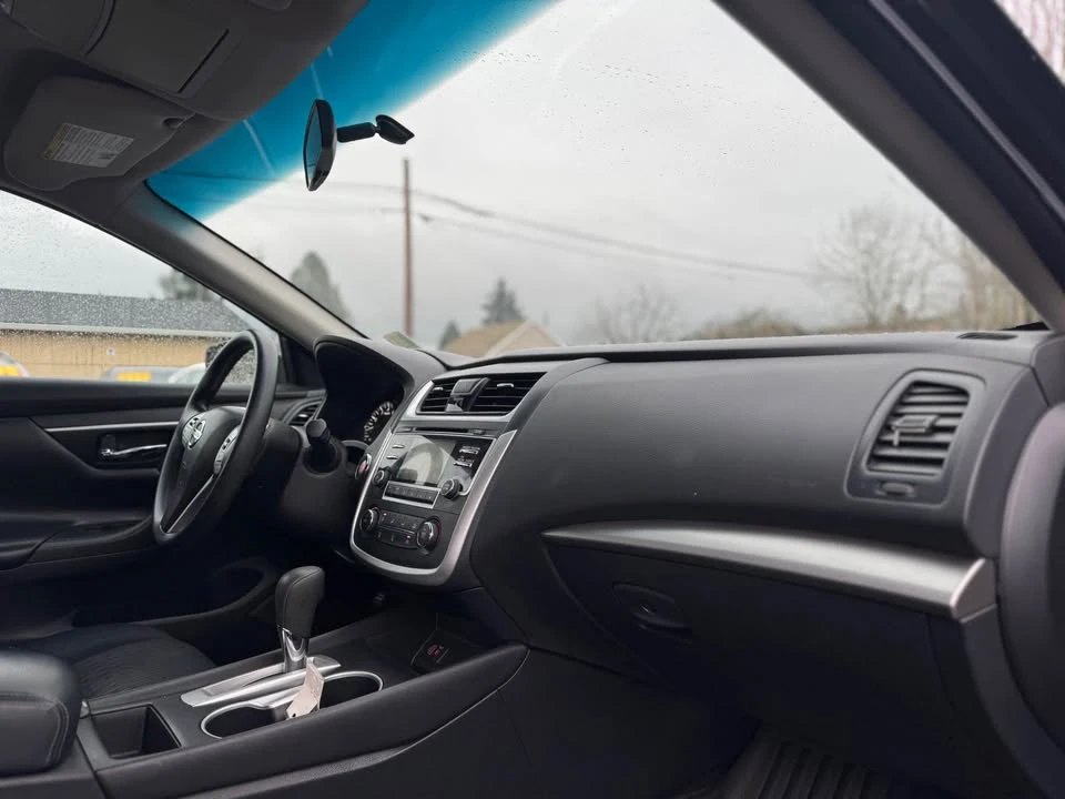 2016 Nissan Altima 5th Gen - Image 13 of 18