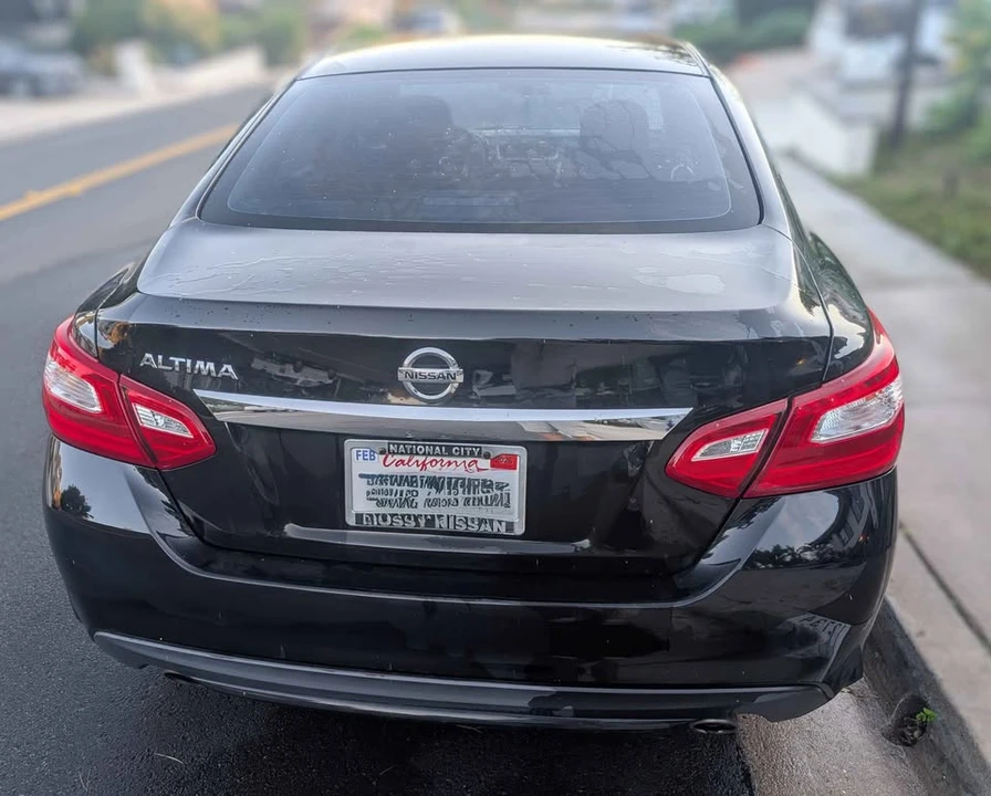 2016 Nissan Altima 5th Gen - Image 2 of 7