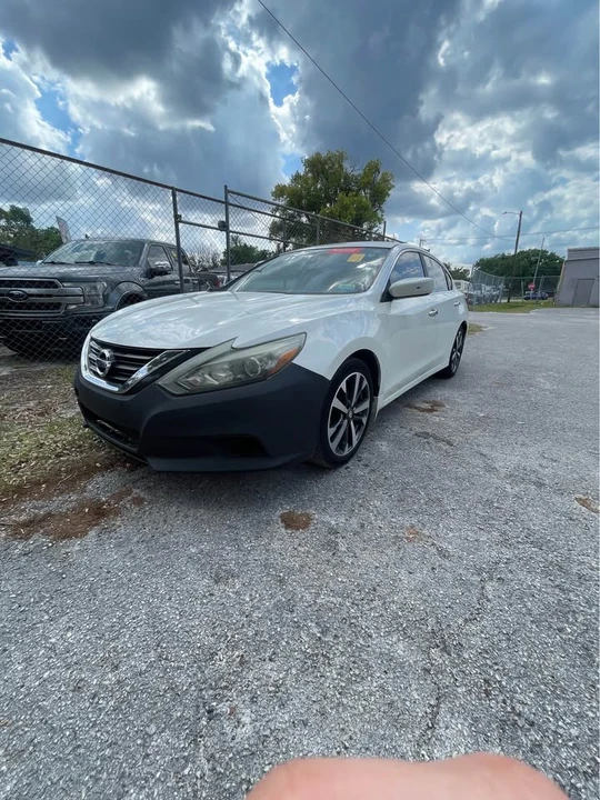2016 Nissan Altima 5th Gen - Image 6 of 7