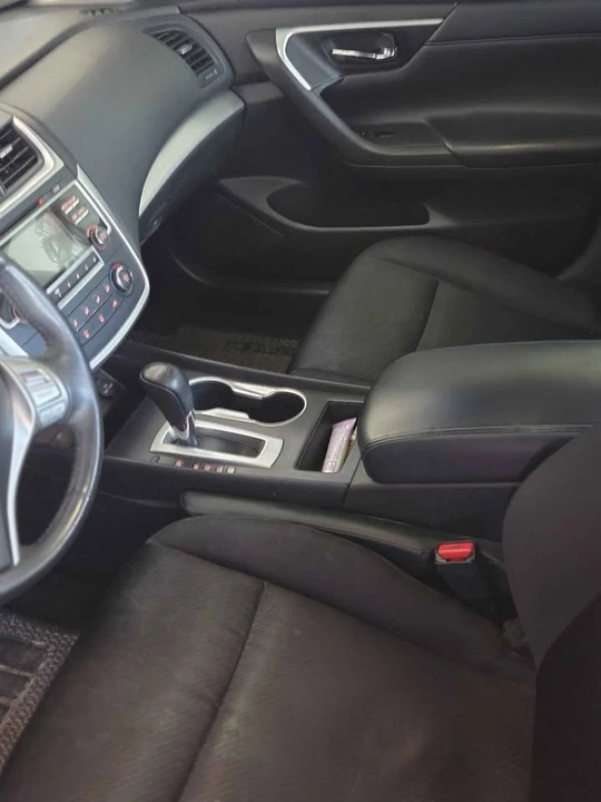 2016 Nissan Altima 5th Gen - Image 5 of 6