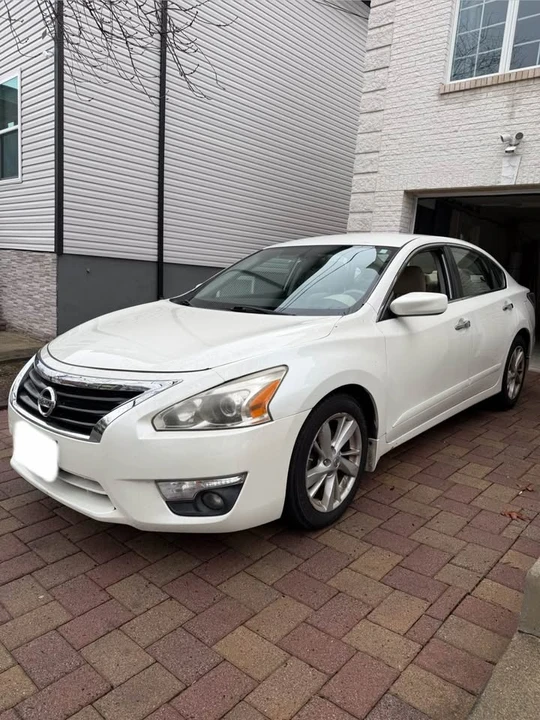 2016 Nissan Altima 5th Gen - Image 3 of 17