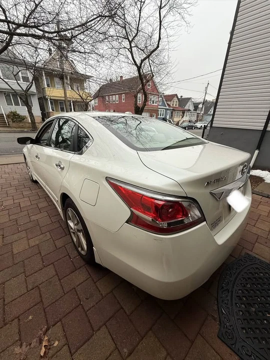 2016 Nissan Altima 5th Gen - Image 5 of 17