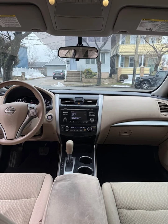 2016 Nissan Altima 5th Gen - Image 7 of 17