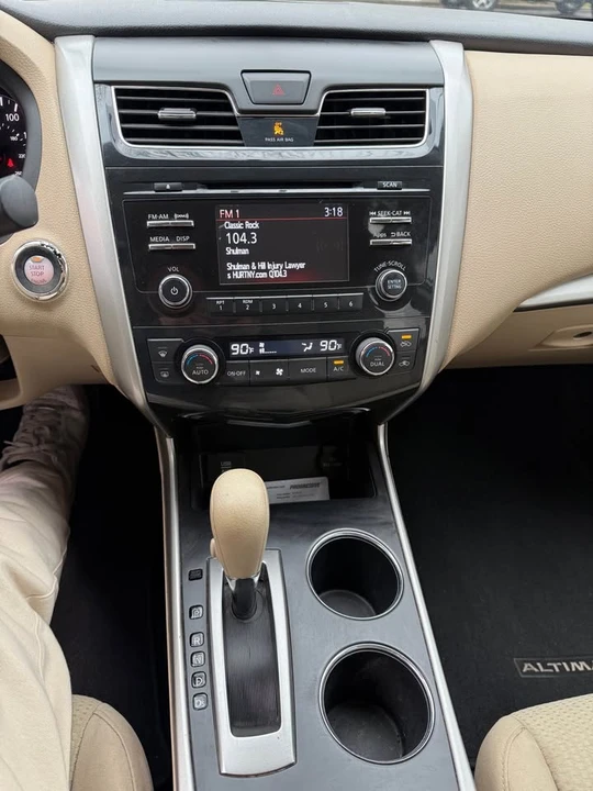 2016 Nissan Altima 5th Gen - Image 13 of 17