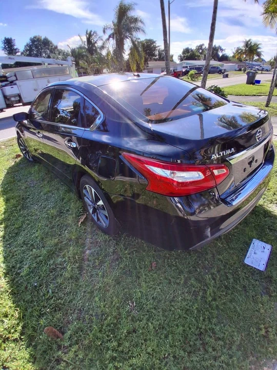 2016 Nissan Altima 5th Gen - Image 4 of 12