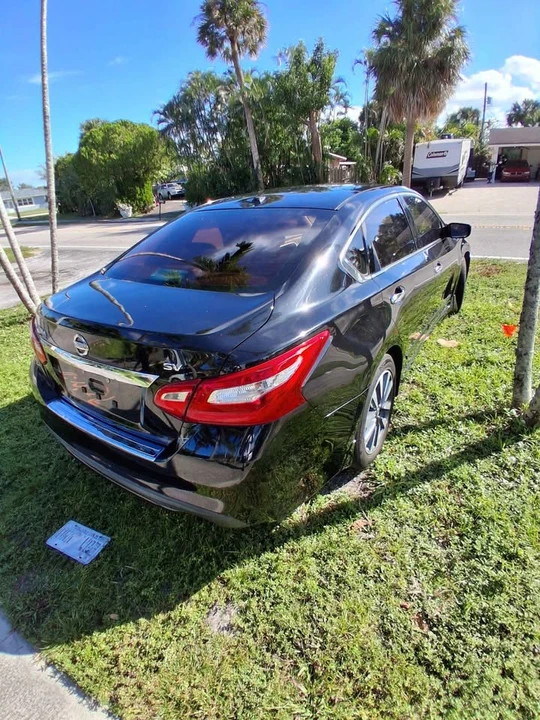2016 Nissan Altima 5th Gen - Image 3 of 12