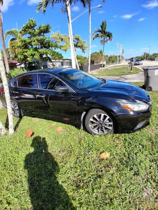 2016 Nissan Altima 5th Gen - Image 5 of 12