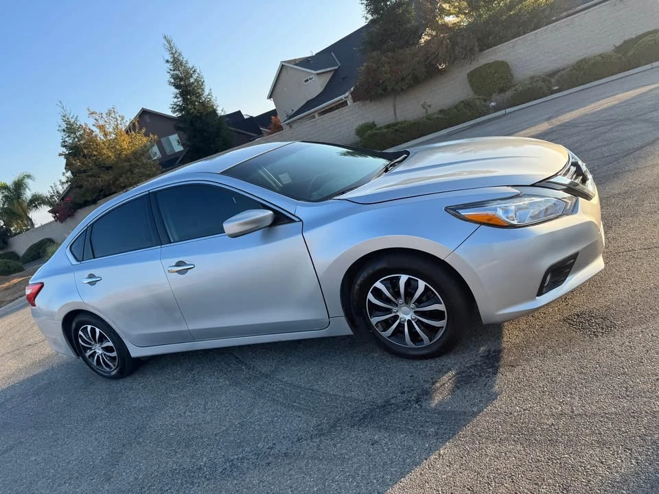 2016 Nissan Altima 5th Gen - Image 5 of 8