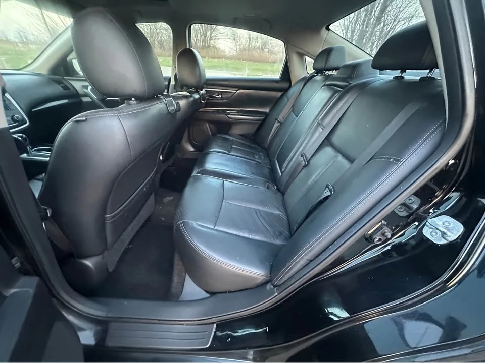2016 Nissan Altima 5th Gen - Image 2 of 17