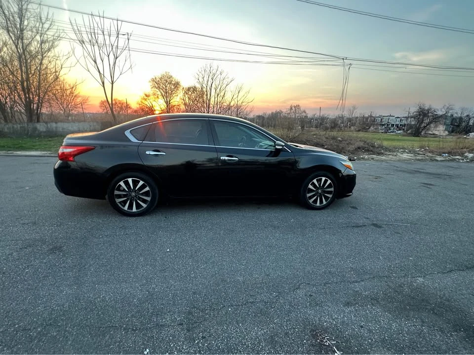 2016 Nissan Altima 5th Gen - Image 10 of 17