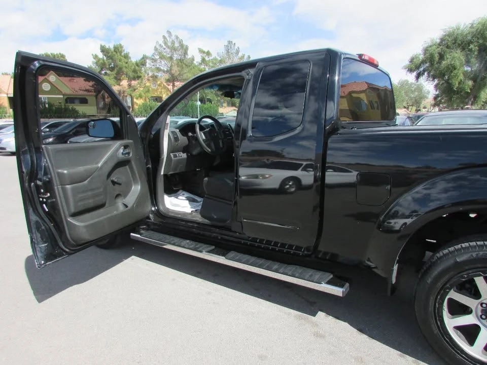 2016 Nissan Frontier 2nd Gen - Image 9 of 20