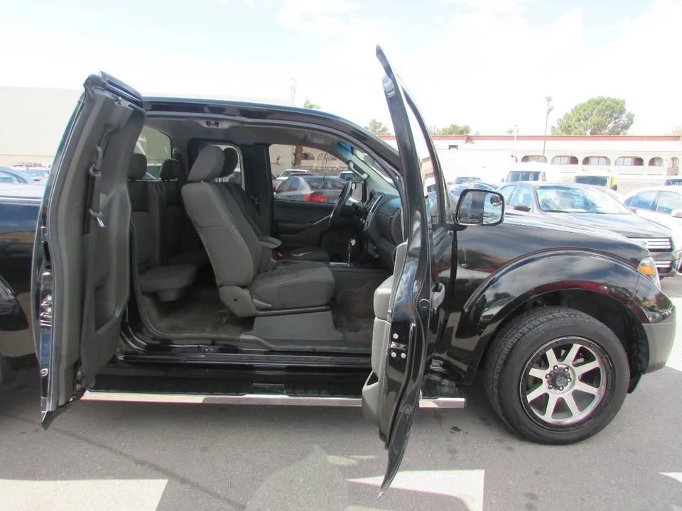 2016 Nissan Frontier 2nd Gen - Image 15 of 20