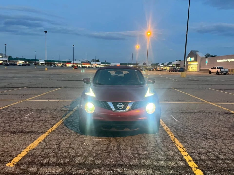 2016 Nissan Juke - Image 6 of 12