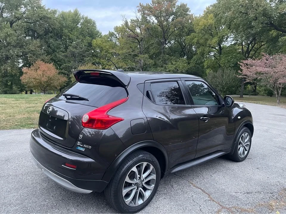 2016 Nissan Juke - Image 9 of 17
