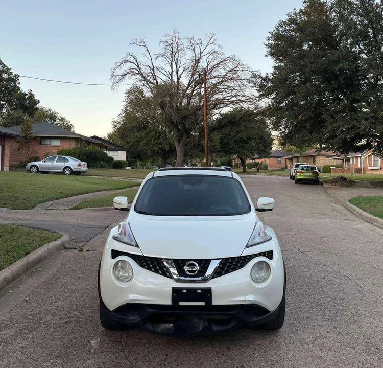2016 Nissan Juke - Image 2 of 3