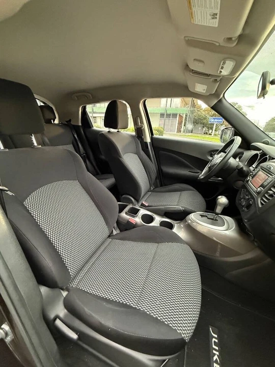 2016 Nissan Juke - Image 8 of 17