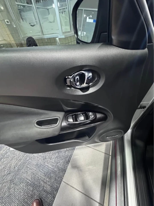 2016 Nissan Juke - Image 12 of 20