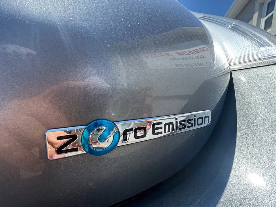 2016 Nissan Leaf - Image 5 of 20