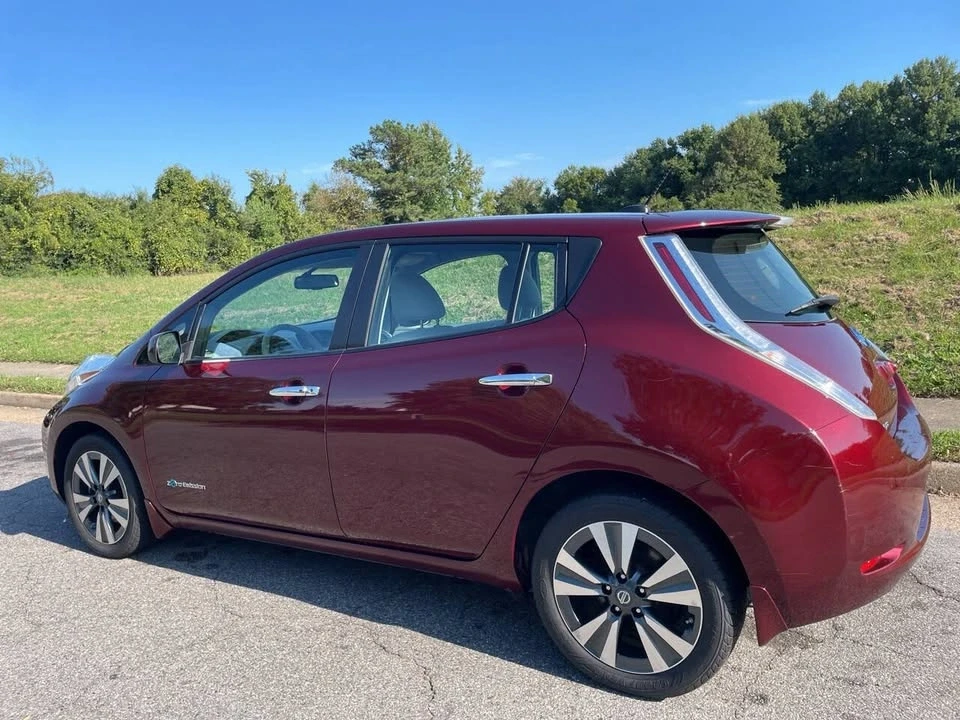 2016 Nissan Leaf - Image 4 of 19
