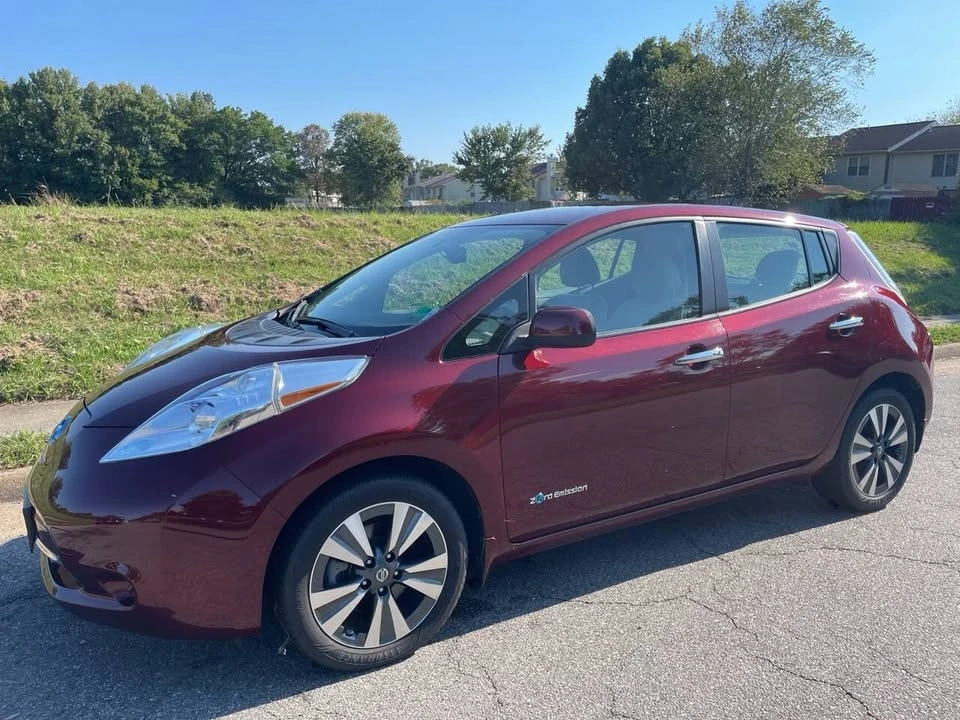 2016 Nissan Leaf - Image 3 of 19