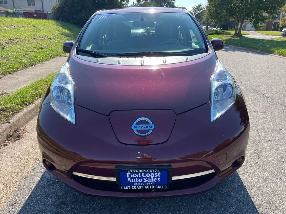 2016 Nissan Leaf - Image 9 of 19