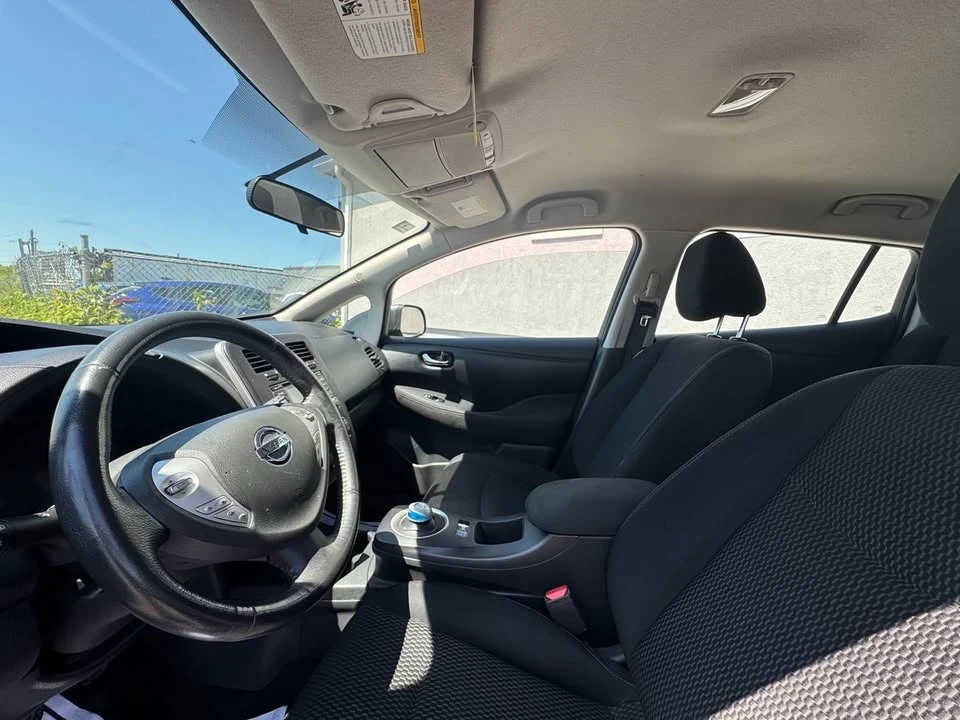 2016 Nissan Leaf - Image 6 of 20