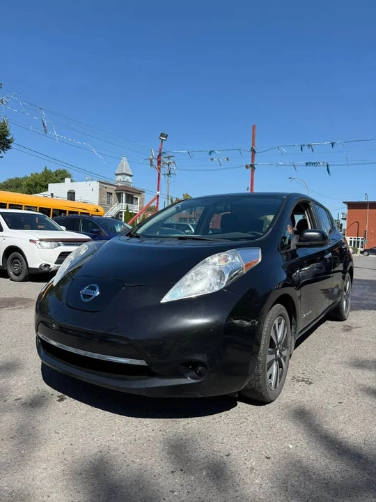 2016 Nissan Leaf - Image 9 of 10