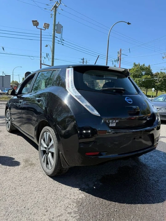 2016 Nissan Leaf - Image 10 of 10