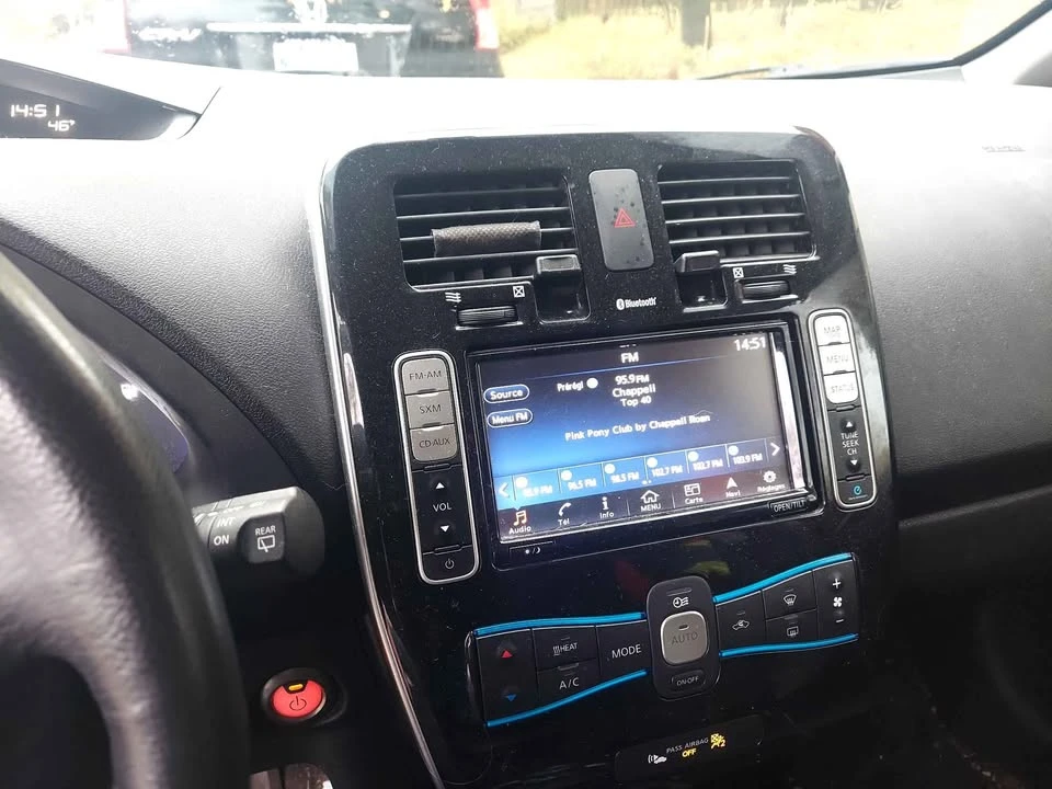 2016 Nissan Leaf - Image 5 of 12