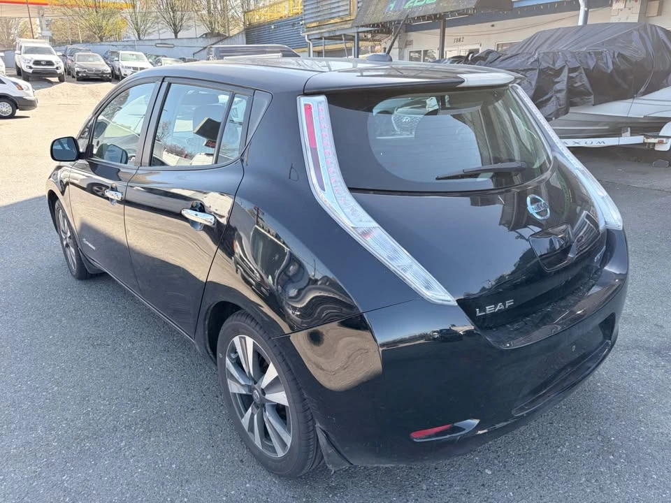 2016 Nissan Leaf - Image 3 of 18