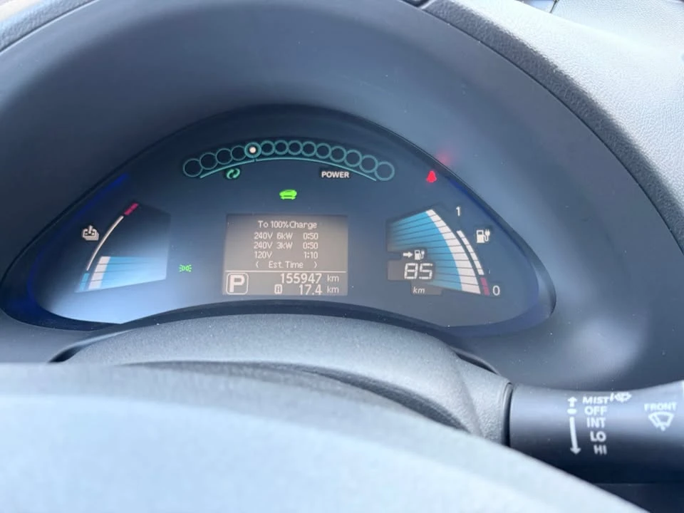 2016 Nissan Leaf - Image 15 of 18