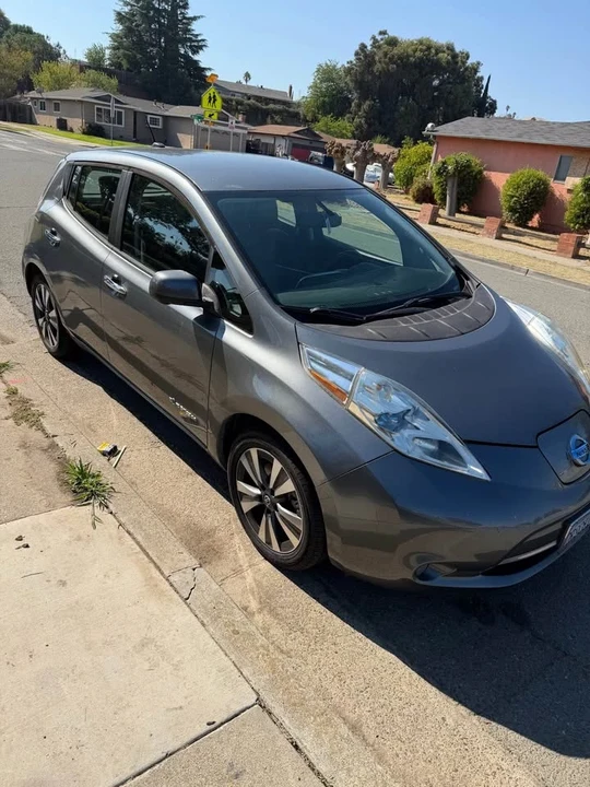 2016 Nissan Leaf - Image 3 of 7