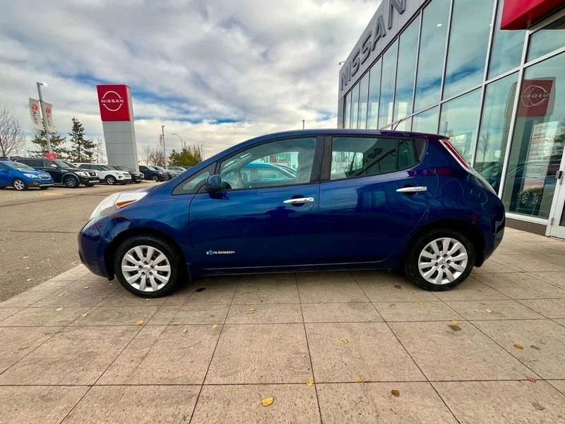 2016 Nissan Leaf - Image 8 of 19