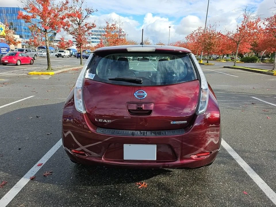 2016 Nissan Leaf - Image 4 of 19