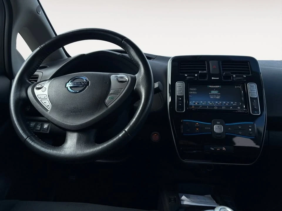 2016 Nissan Leaf - Image 12 of 20
