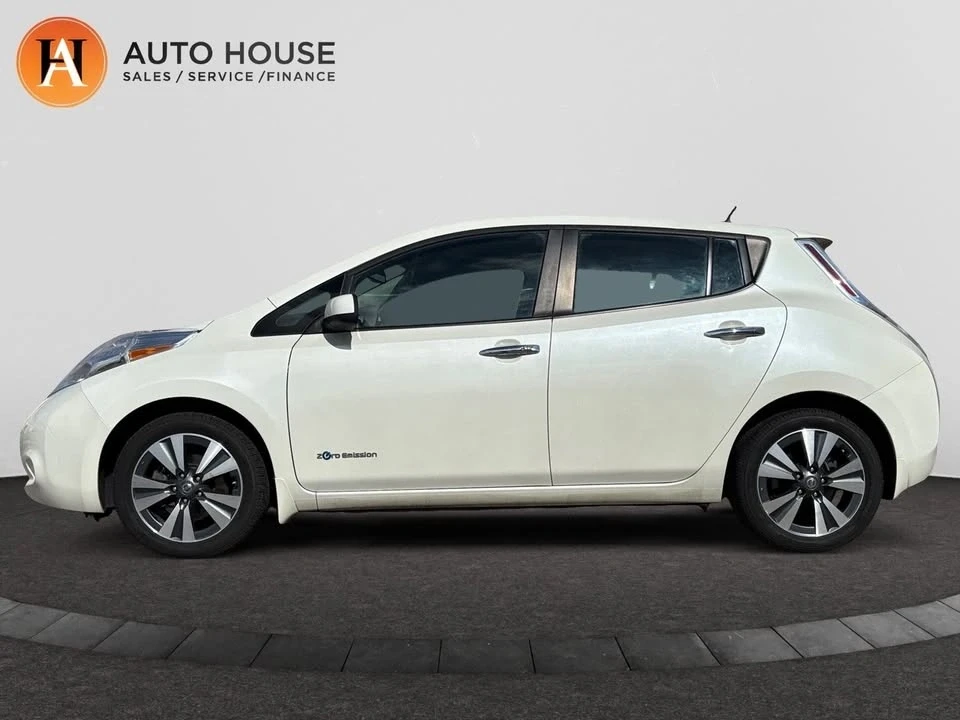 2016 Nissan Leaf - Image 2 of 20