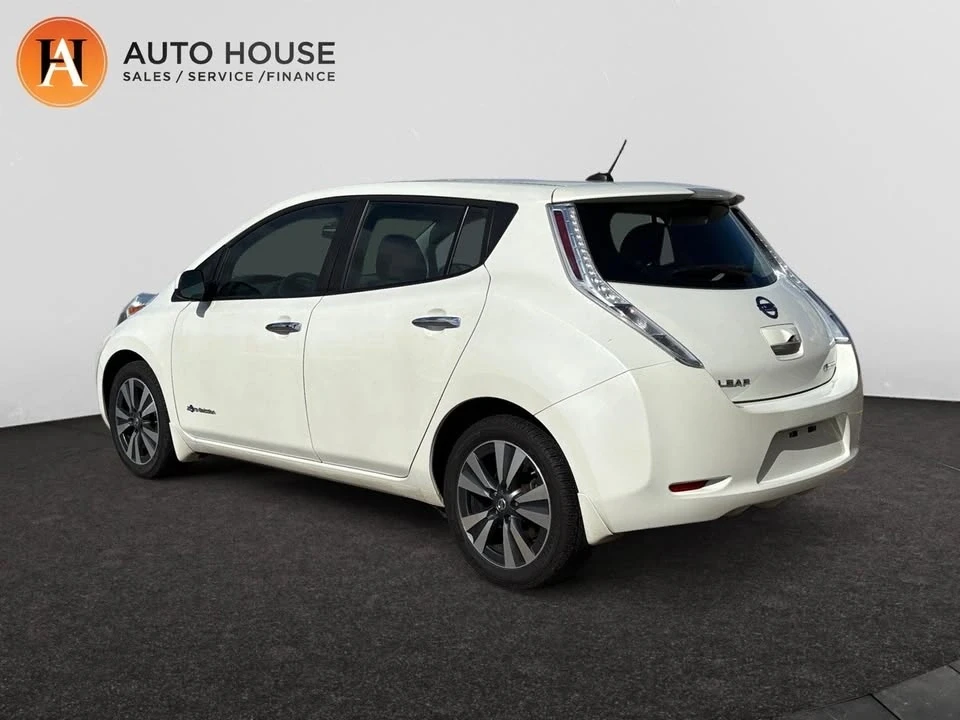 2016 Nissan Leaf - Image 3 of 20