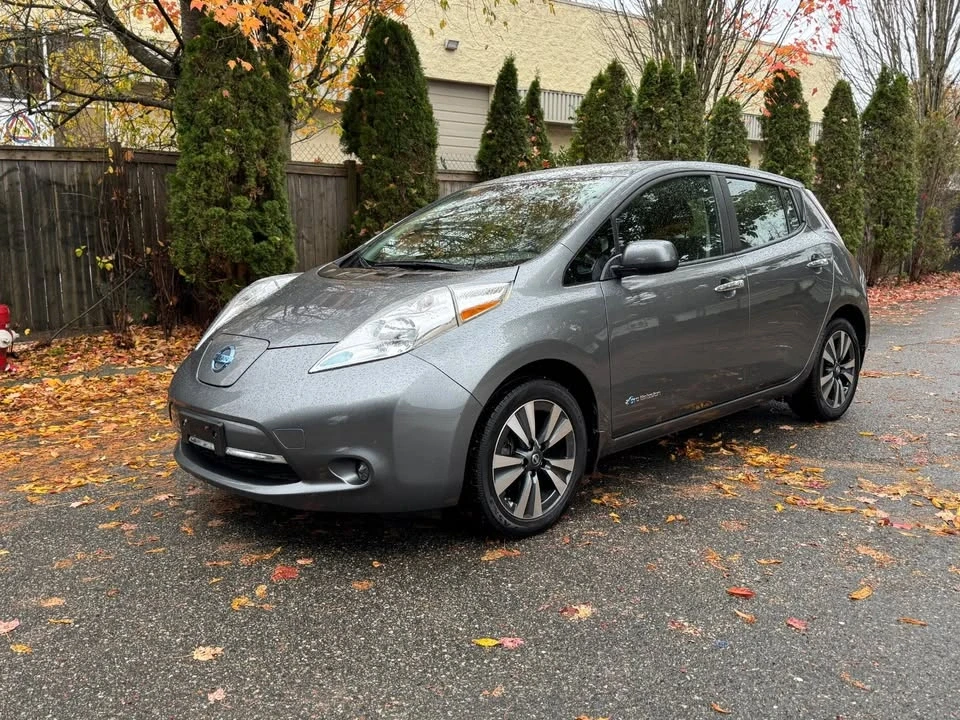2016 Nissan Leaf - Image 2 of 17