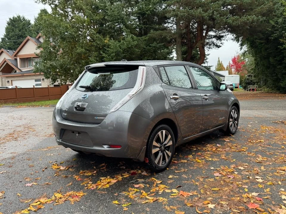 2016 Nissan Leaf - Image 6 of 17