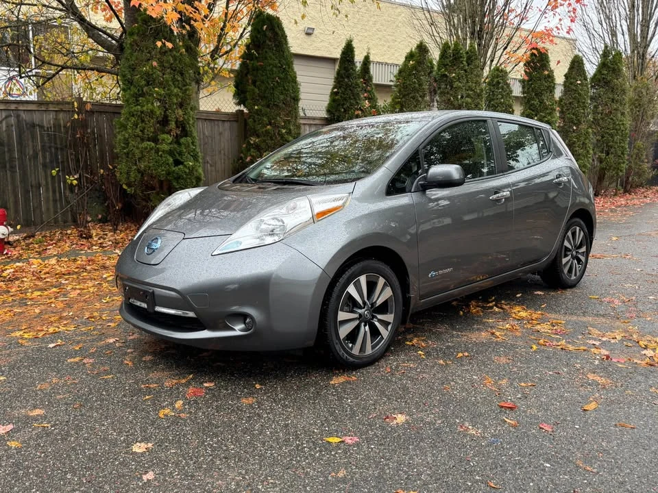 2016 Nissan Leaf - Image 2 of 17