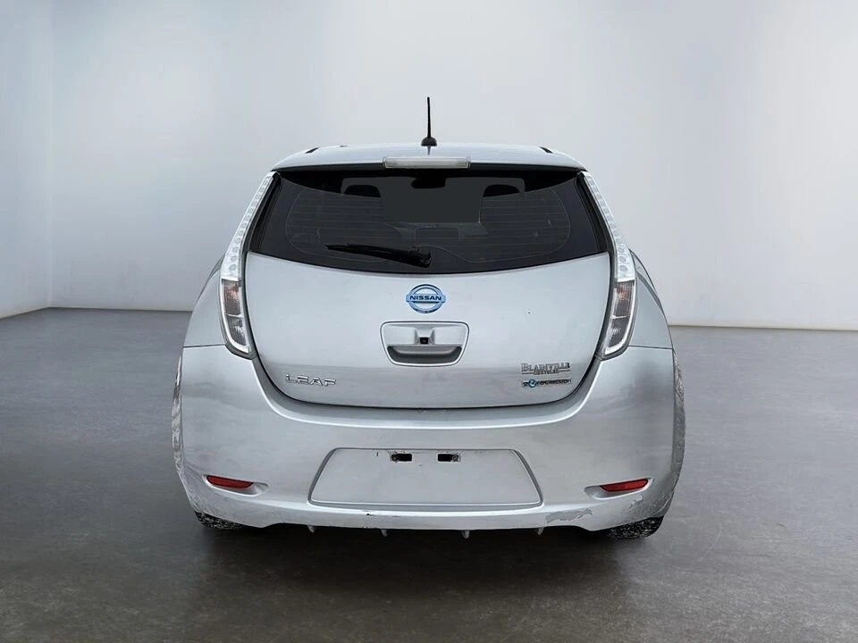 2016 Nissan Leaf - Image 7 of 20