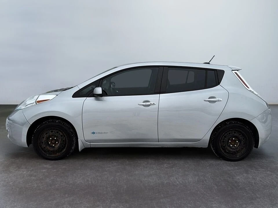 2016 Nissan Leaf - Image 5 of 20