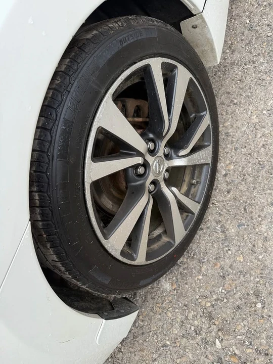2016 Nissan Maxima 8th Gen - Image 7 of 11