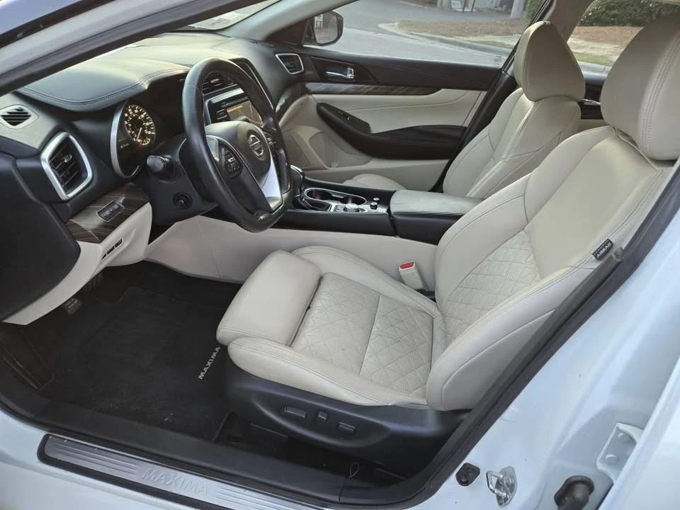 2016 Nissan Maxima 8th Gen - Image 10 of 16
