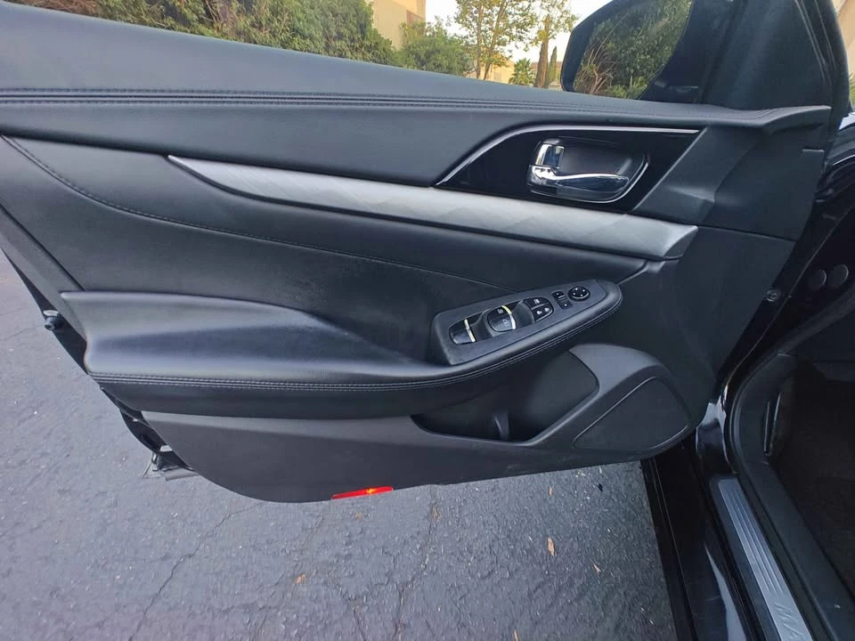 2016 Nissan Maxima 8th Gen - Image 11 of 19