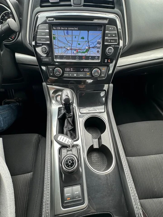 2016 Nissan Maxima 8th Gen - Image 15 of 18