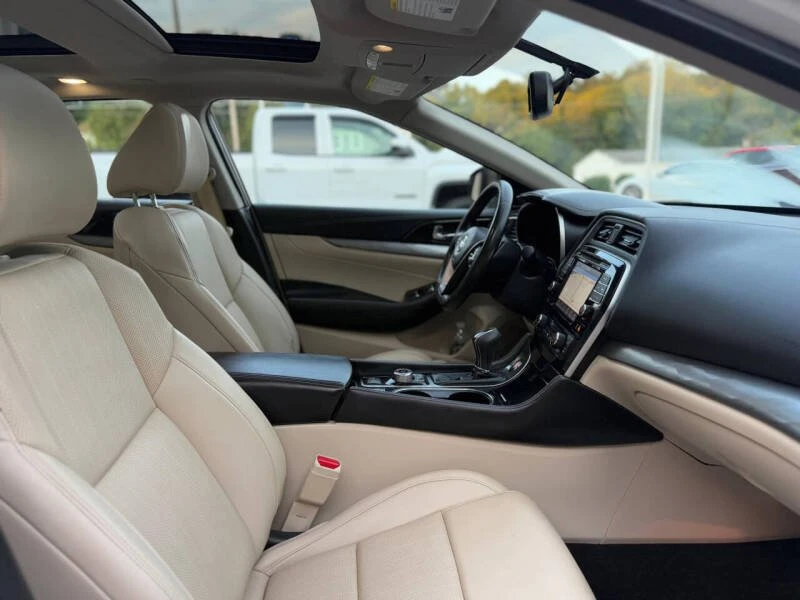 2016 Nissan Maxima 8th Gen - Image 11 of 19